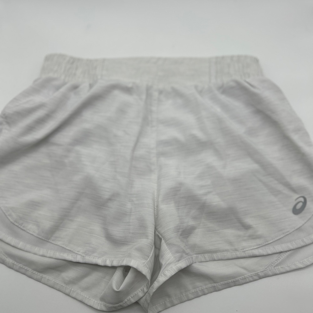 White athletic shorts (brand new condition)